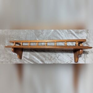 Wood shelf w/ plate spindles rail & groove, Photo shelf, collectibles,trinkets
